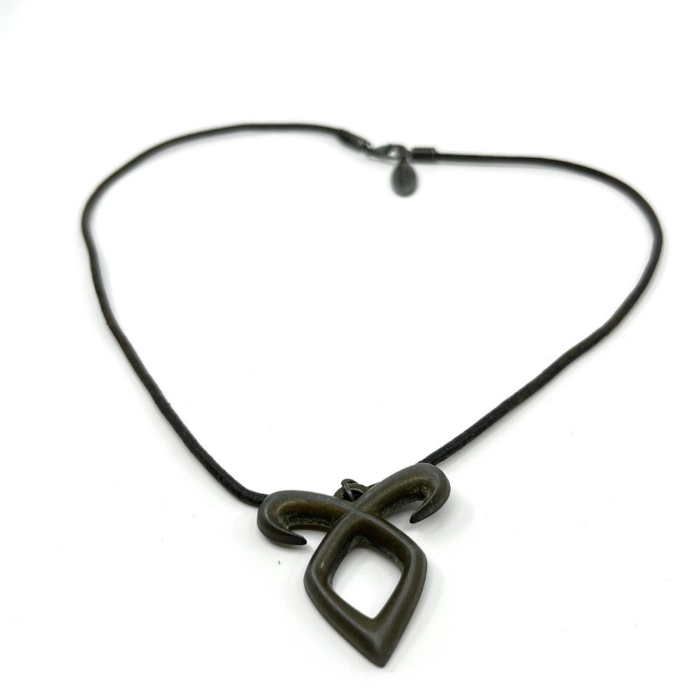 VTG The Mortal Instruments Angelic Power Rune Pendant Black Cord Necklace Retro - Picture 7 of 11